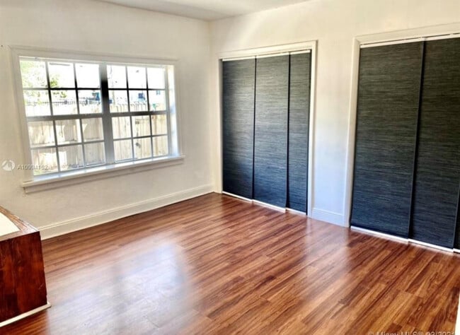 Foto del edificio - 12780 Westview Dr