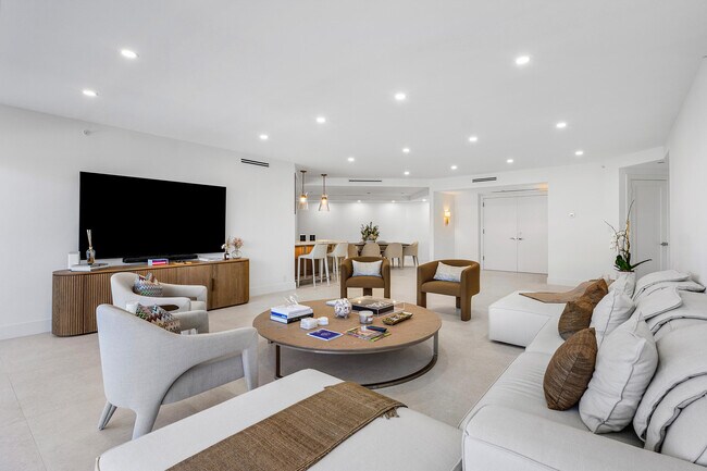 Foto del edificio - 3100 S Ocean Blvd