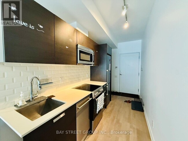 Building Photo - 57 St Joseph St