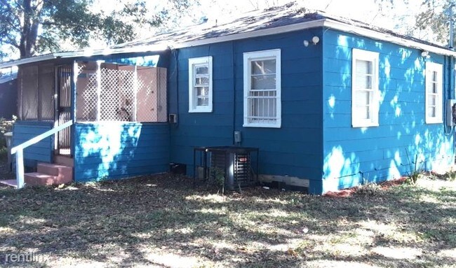 Building Photo - 2 br, 1 bath House - 2202 Evergreen ave