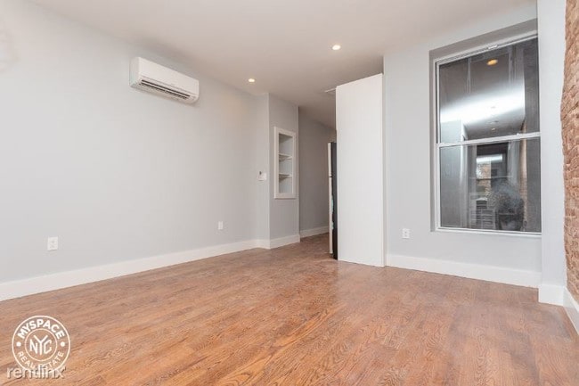 Building Photo - 2 br, 1 bath Apartment - 1278 Halsey St
