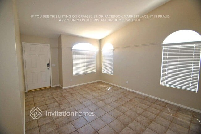 Building Photo - 1162 W Park Ct