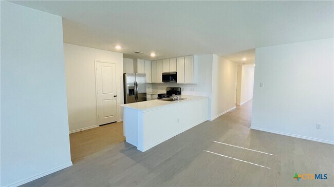 Foto del edificio - 1122 Campbellton Dr