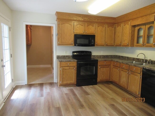 Foto del edificio - 4690 Great Oak Cir