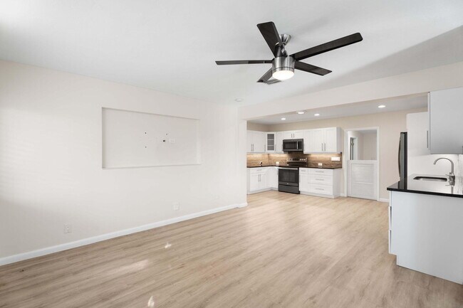 Foto del edificio - 607 W Perry St