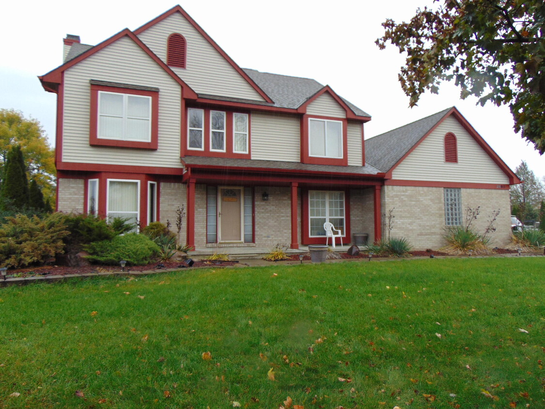 Primary Photo - 2893 Treyburn Ln
