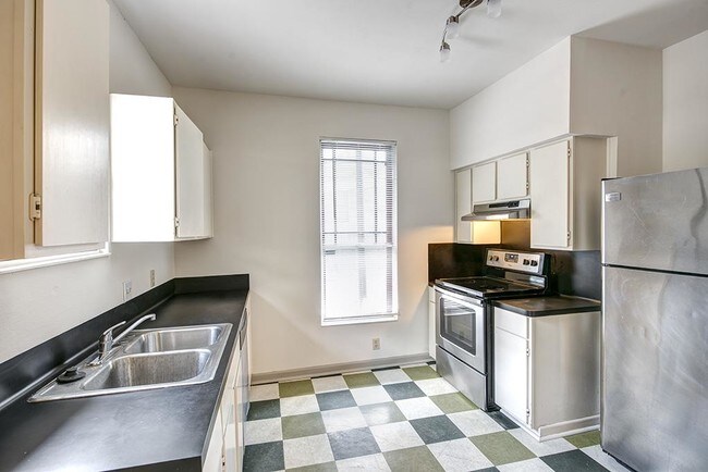 Foto del edificio - 3110 White Oak Dr