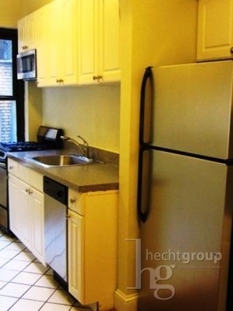 Building Photo - _ $4850* NO FEE**Prime Midtown DM 2 Bed**U...