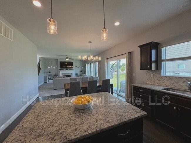 Photo - 1401 Miami Ct House