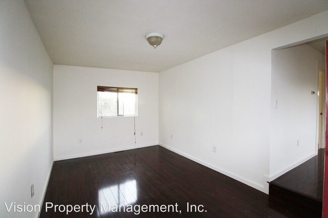Foto del edificio - 2317 E 24th St