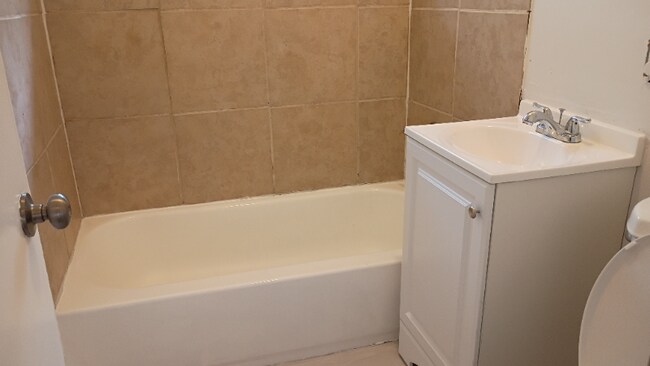 Foto del edificio - 3020 Margaret Dr