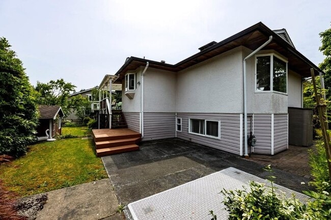 Photo du bâtiment - 3588 Allan Rd