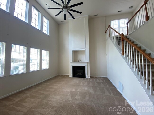 Building Photo - 6512 Manitoba Ln