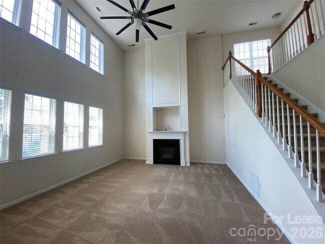 Foto del edificio - 6512 Manitoba Ln