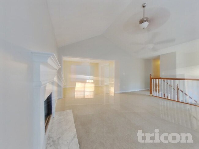 Foto del edificio - 49 Highlander Way