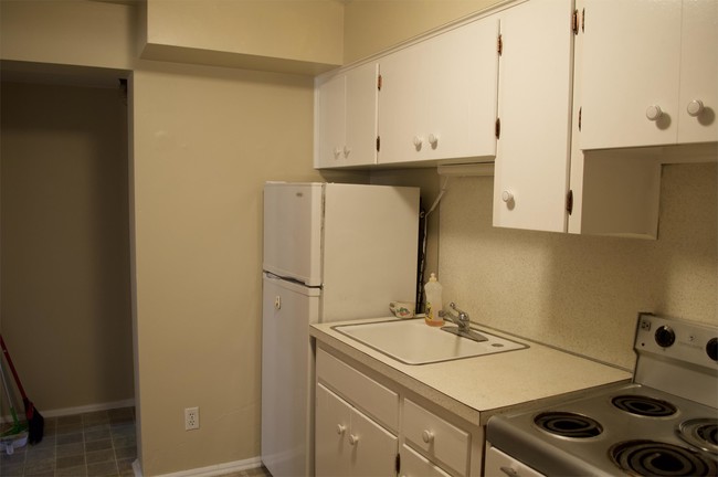 Foto del edificio - 2255 Sherwood Ave