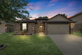 Building Photo - 9415 Paloma Creek Dr