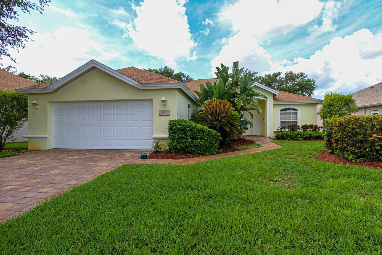 Primary Photo - ** 4 BED-3 BATH PRIVATE SINGLE FAMILY POOL...