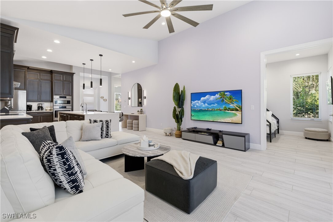 Foto principal - 711 91st Ave N