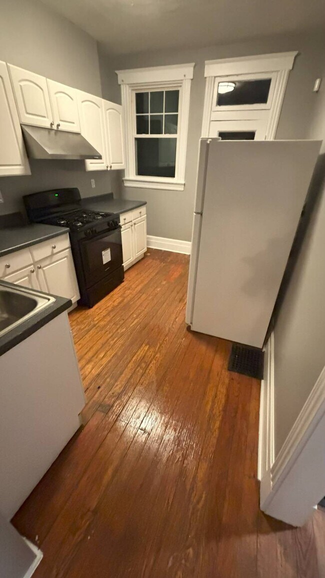 Foto del edificio - 506 E 21st St