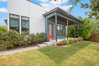 Building Photo - 2101 Greenwood Ave