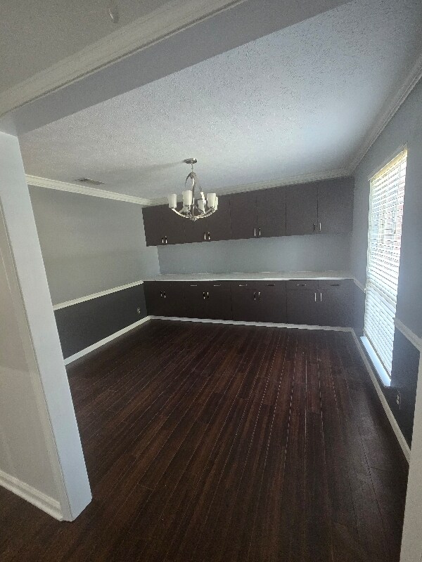 Foto del edificio - 503 Breslin Ave