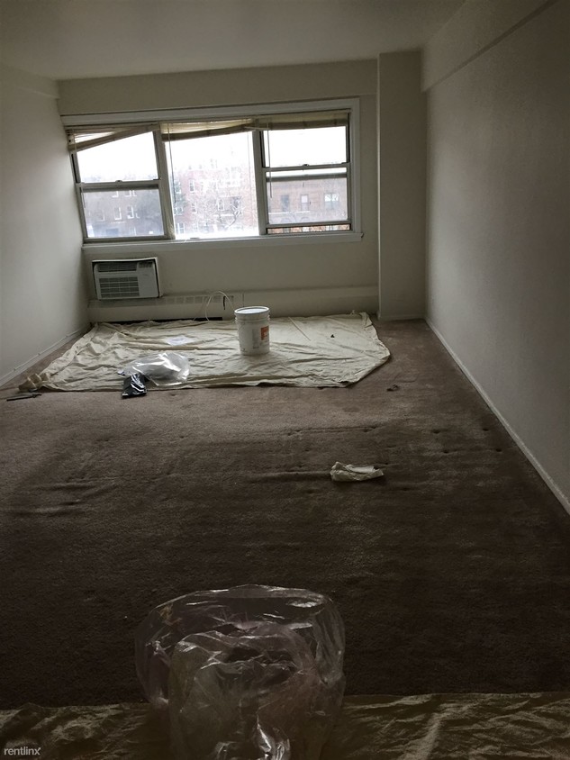Primary Photo - 10910 Queens Blvd