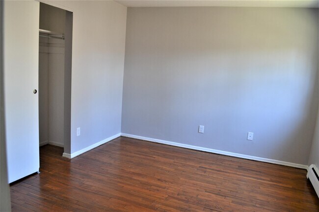 Foto del edificio - 3813 Ferdinand Pl