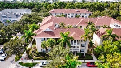 Building Photo - 224 Murcia Dr