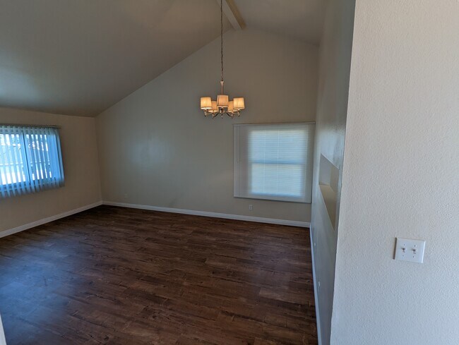 living room - 219 Lime St