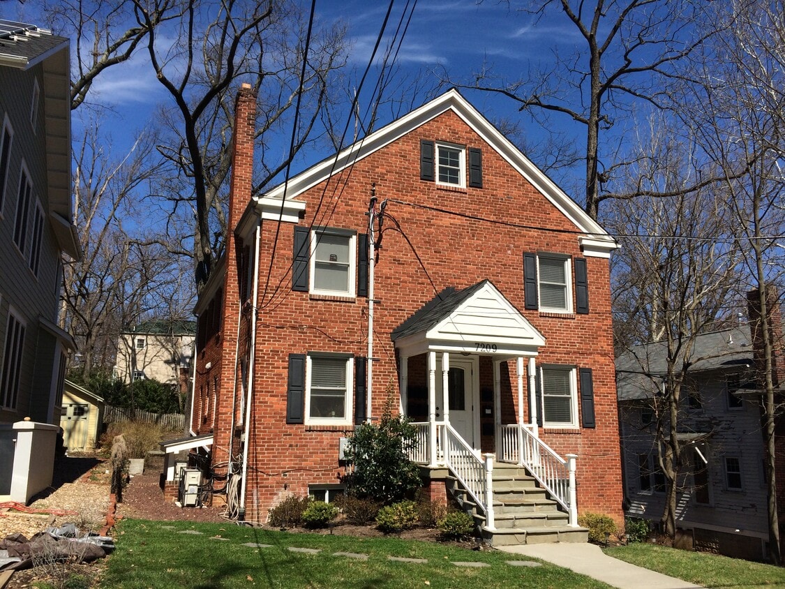 Photo - 7209 Flower Ave (Takoma Park, MD)
