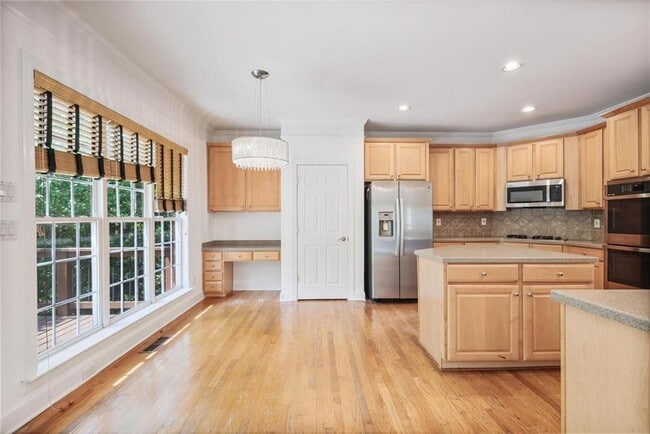 Foto del edificio - 2024 Wrights Mill Cir NE