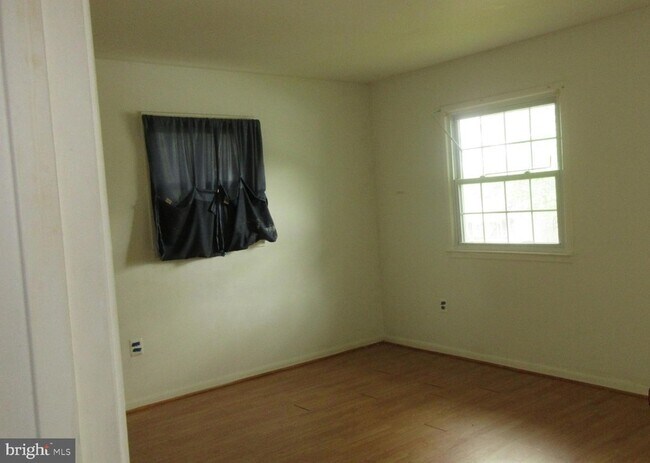 Foto del edificio - 4419 kentmore Dr
