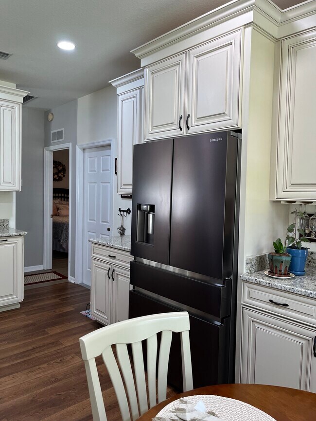 Foto del edificio - 11628 SW 77th Ave