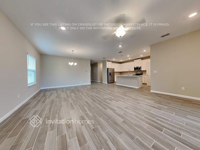 Foto del edificio - 7539 Chervil St