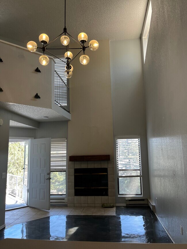Foto del edificio - 2700 S White Mountain Rd