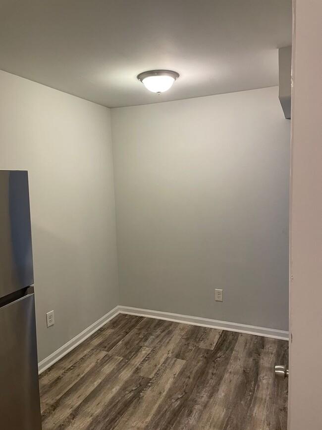 Foto del edificio - 5913 Lone Oak Dr SW