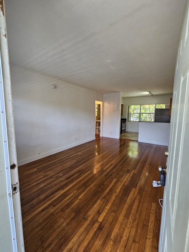 Photo - 7940  Abbott Avenue # 3 - P80 3