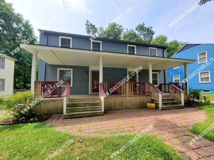 Primary Photo - Beautiful Brookside Duplex. Live in the he...