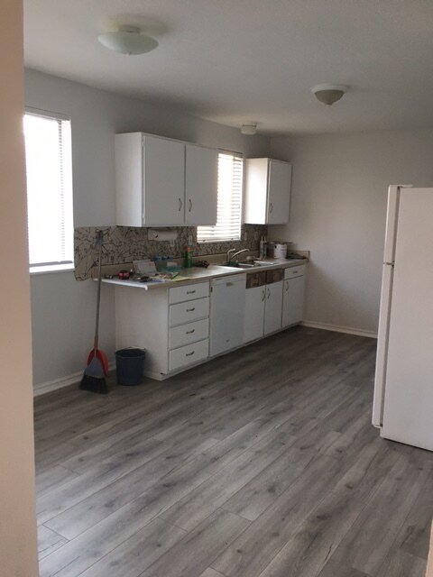 Building Photo - 8694 S 250 E