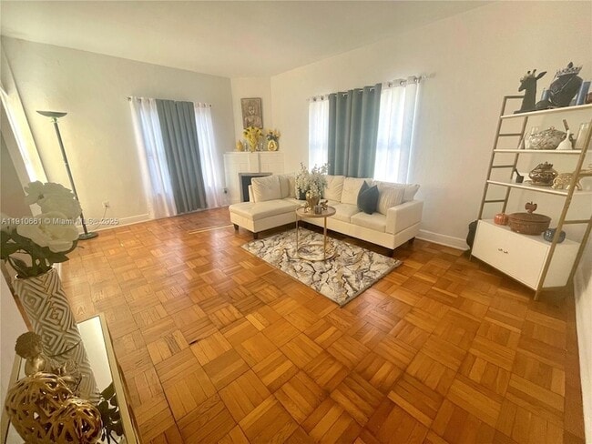 Foto del edificio - 4035 Meridian Ave