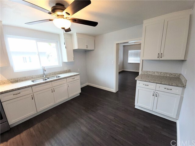 Foto del edificio - 12146 Pine St