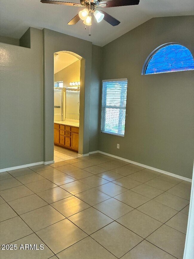 Building Photo - 1941 E Phelps Rd