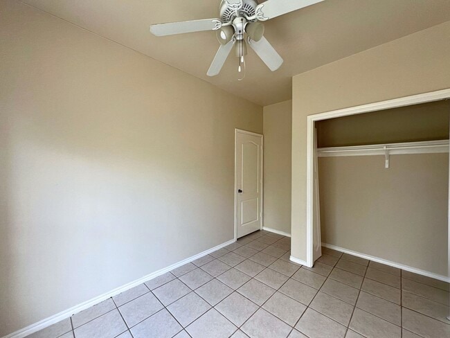 Foto del edificio - 3110 Potomac Loop