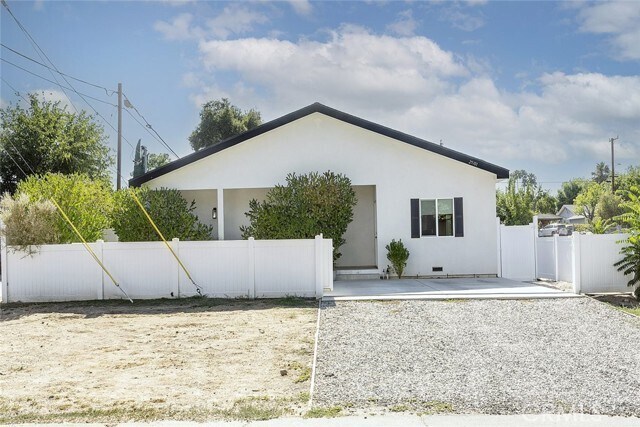 Building Photo - 25101 Vermont Dr