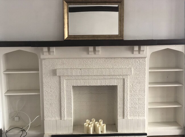 Fire Place - 633 Elgin Ave