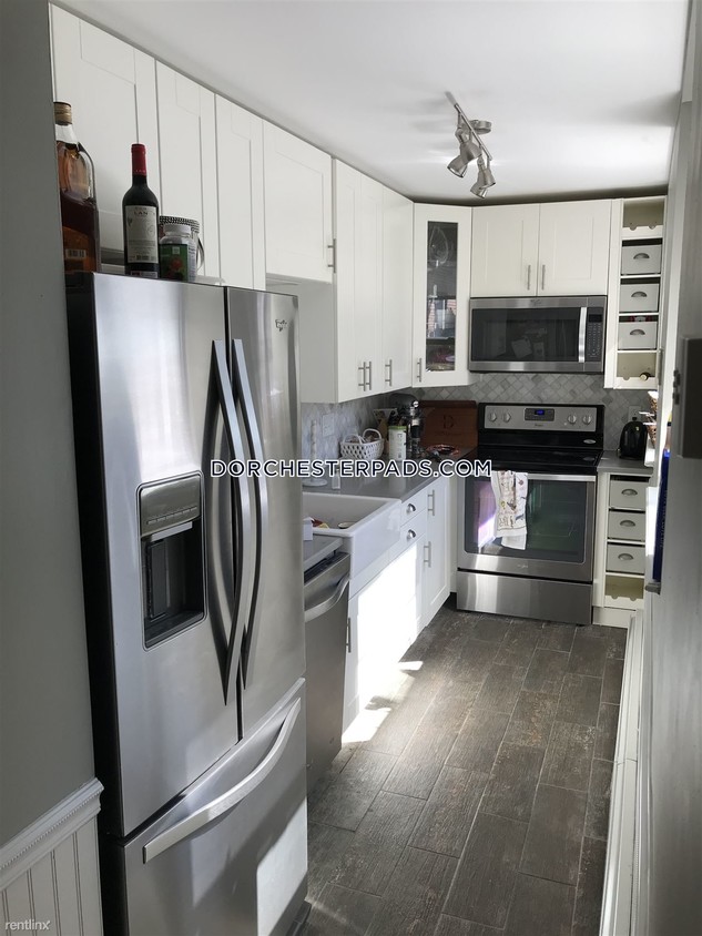 Primary Photo - 141 Savin Hill Ave