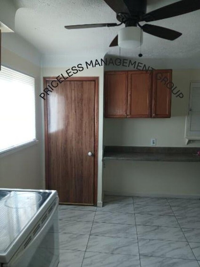 Foto del edificio - Section 8 Approved: 3 Bedroom, 1.5 Bathroom