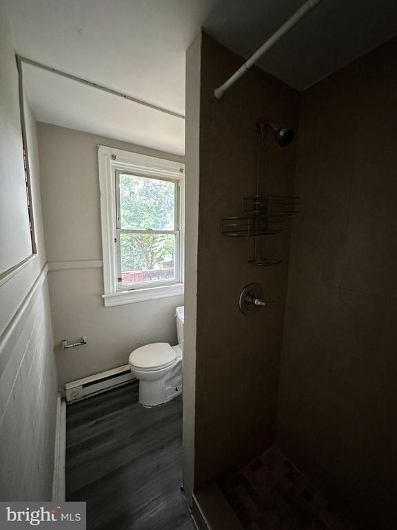 Foto del edificio - 228 N Locust St
