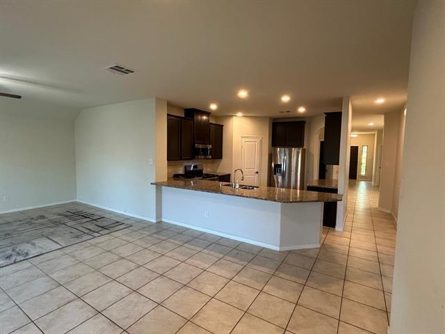Foto del edificio - 5848 Melville Ln